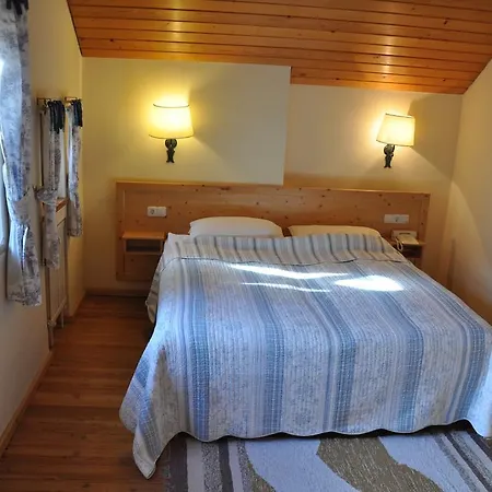 Villa Palenk Logar Valley Bed and breakfast 3*